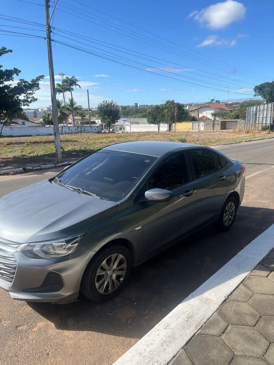 Chevrolet Onix ONIX SEDAN Plus LT 1.0 12V Flex 4p Mec. 2021