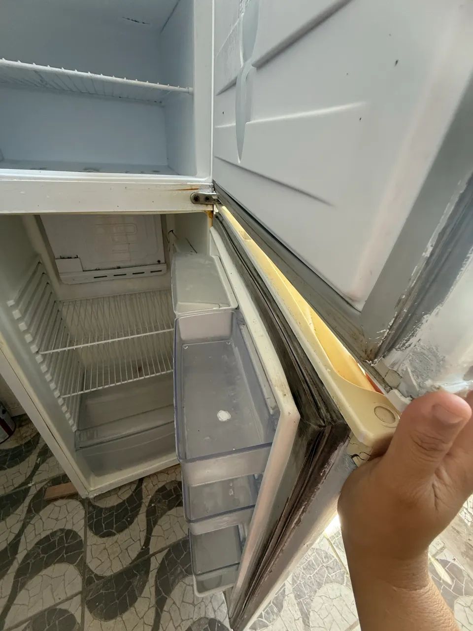 Geladeira pintada!!! Ler anúncio!! - Foto 4