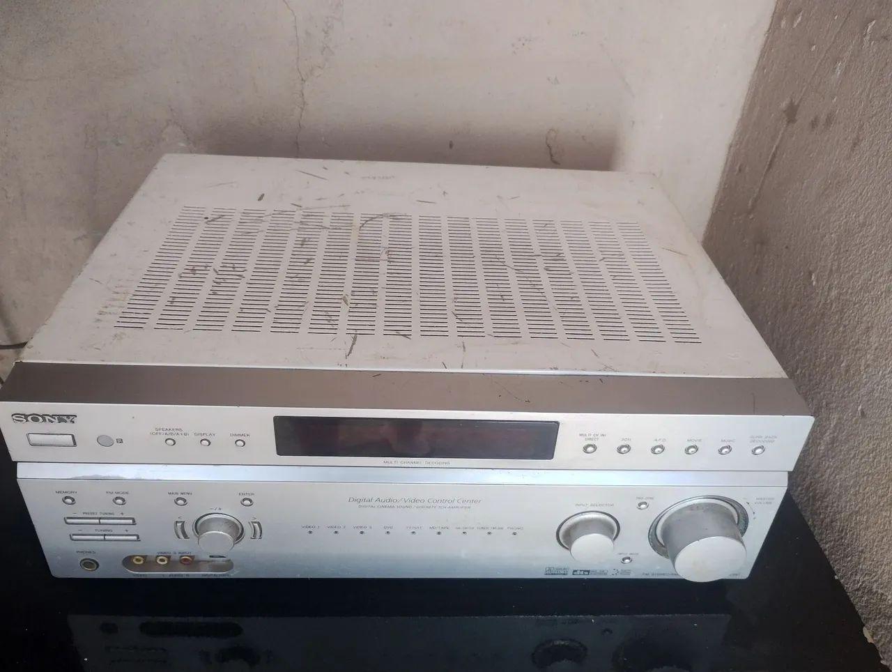 Receiver estéreo Sony modelo str-de897