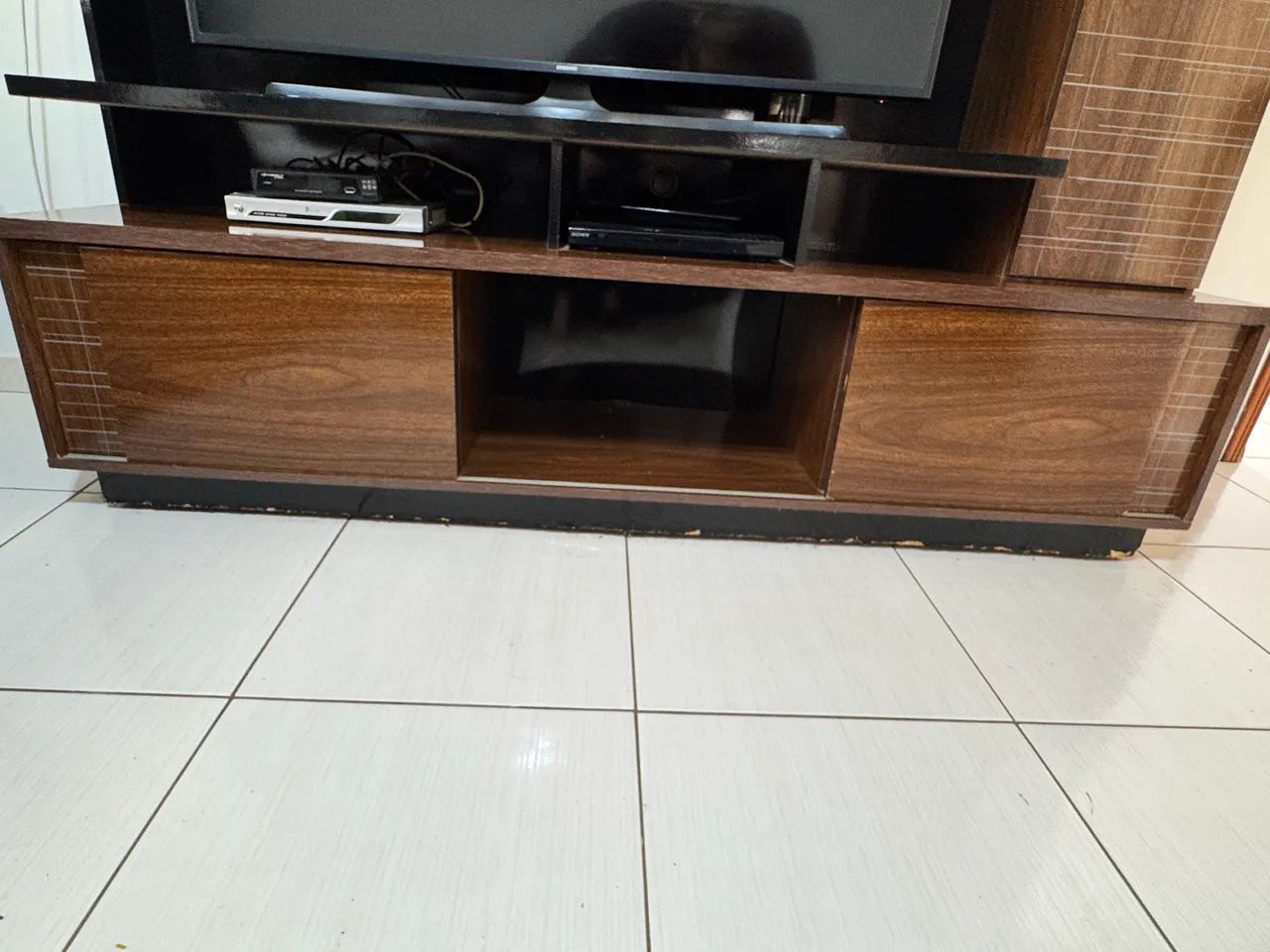 RACK COM PAINEL PARA TV - GRANDE E ESPAÇOSO - Foto 4