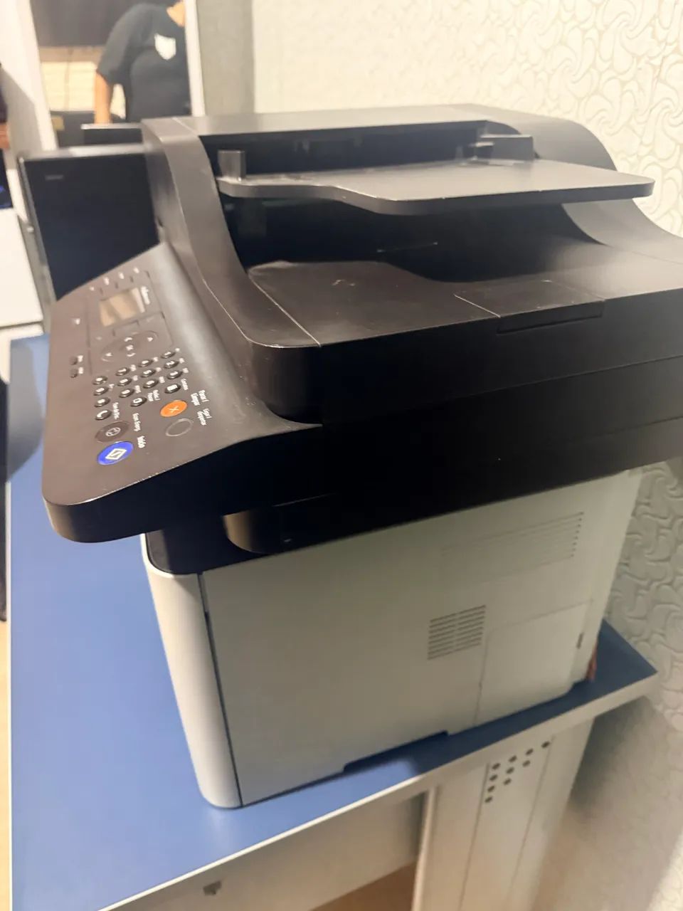 Impressora Multifuncional Samsung ProXpress M4075FR Laser Monocromática - Foto 2