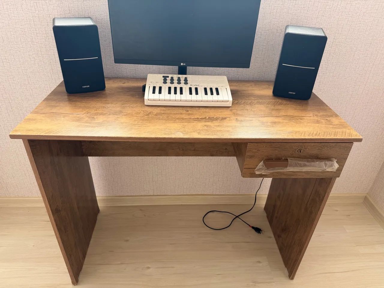 Mesa escritório 