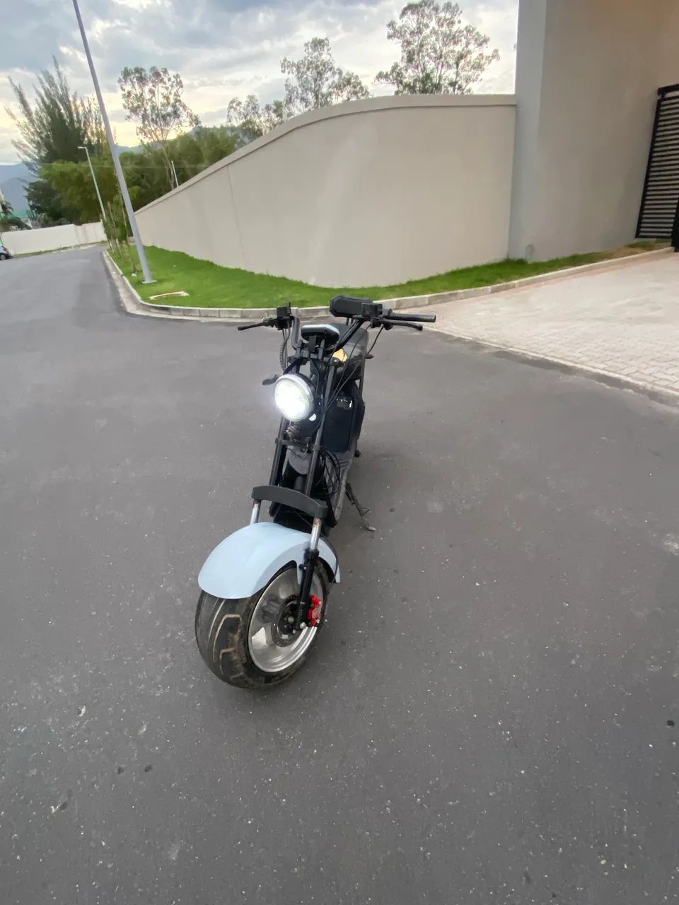 Scooter elétrica 