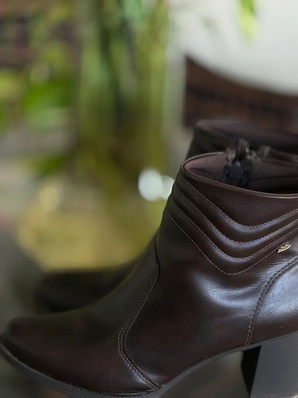 Bota feminina Marrom  - Foto 2