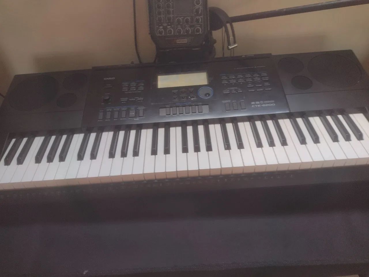 Teclado Casio CTK 6200 - Programado com Ritmos atuais