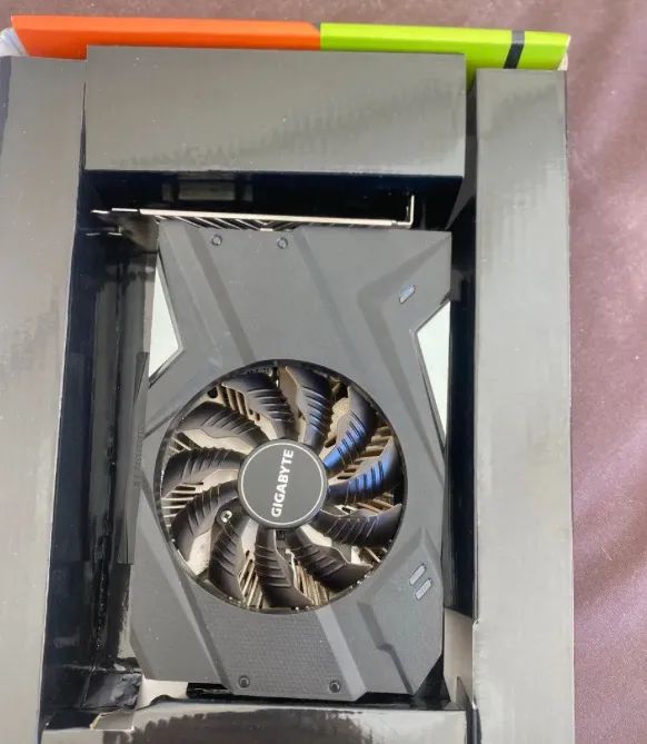 Original GTX 1650 semi nova  - Foto 3