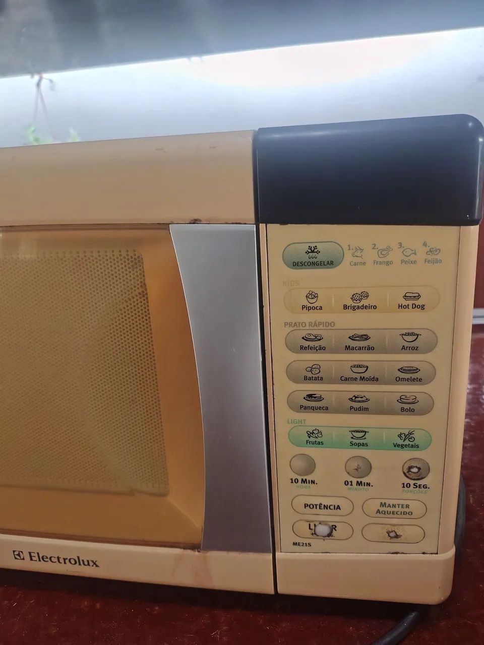 VENDE - MICROONDAS USADO  - Foto 2