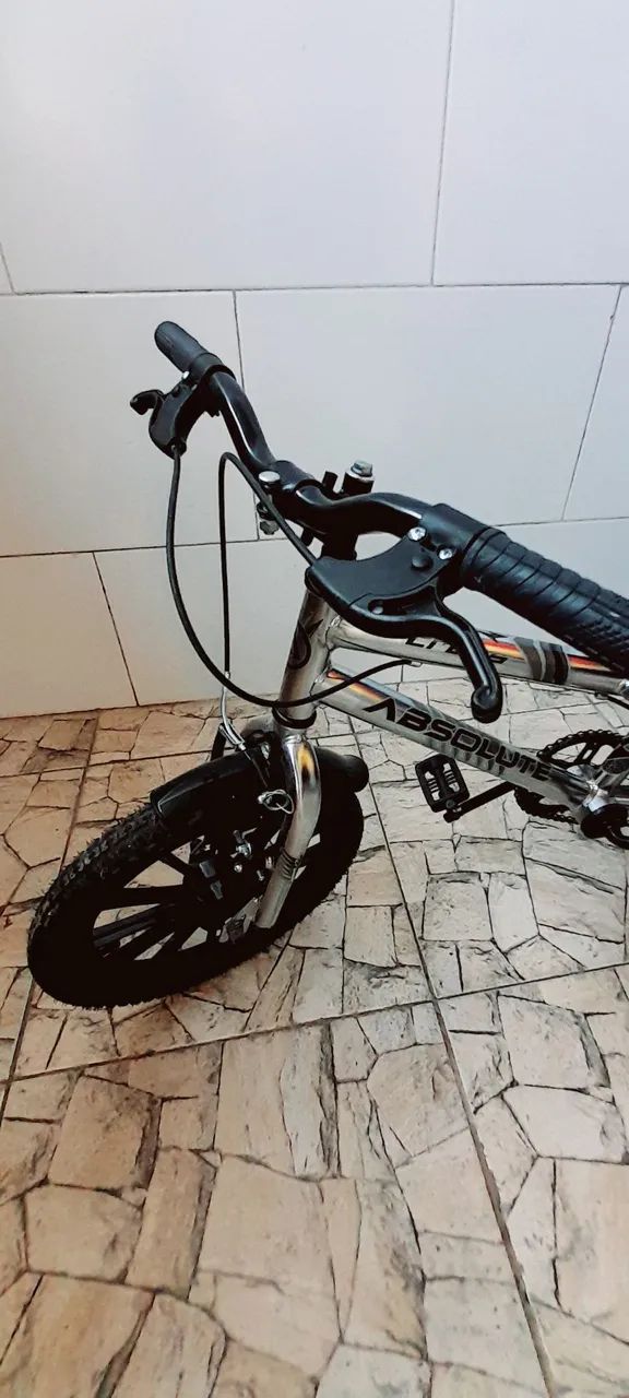 Bicicleta infantil aro 14  cromada - Foto 3