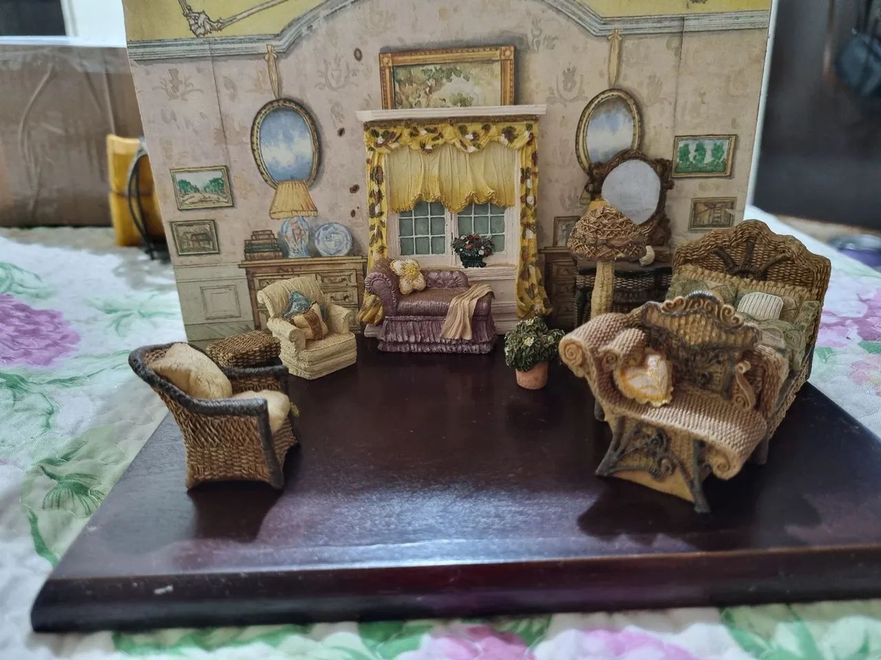 Miniatura quarto em resina Vintage