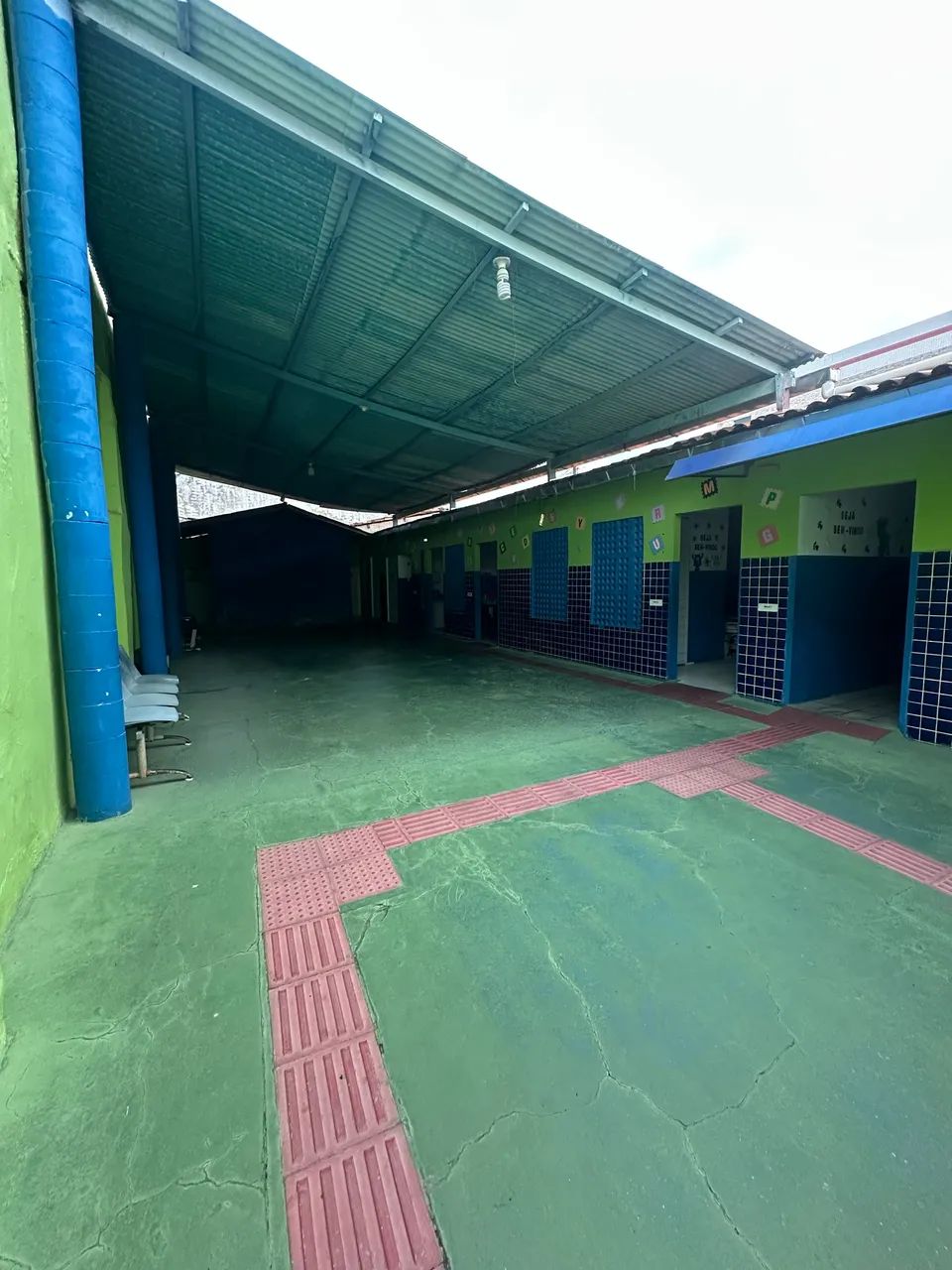 PRÉDIO COMERCIAL 300m² | Salas, banheiros e Estrutura Completa - Foto 3