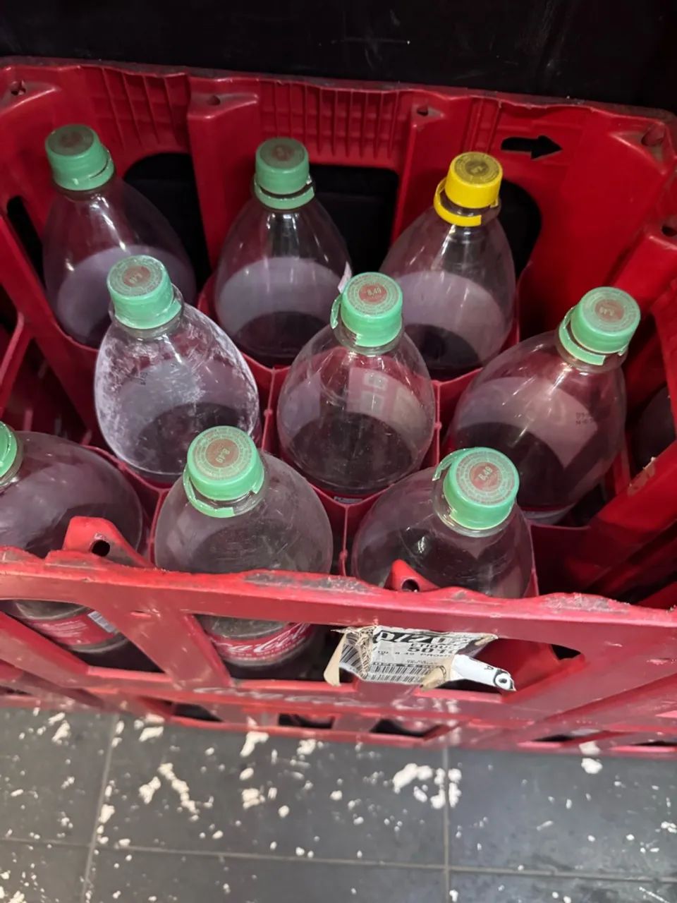 Caixa da coca cola retornável 2lt - Foto 4