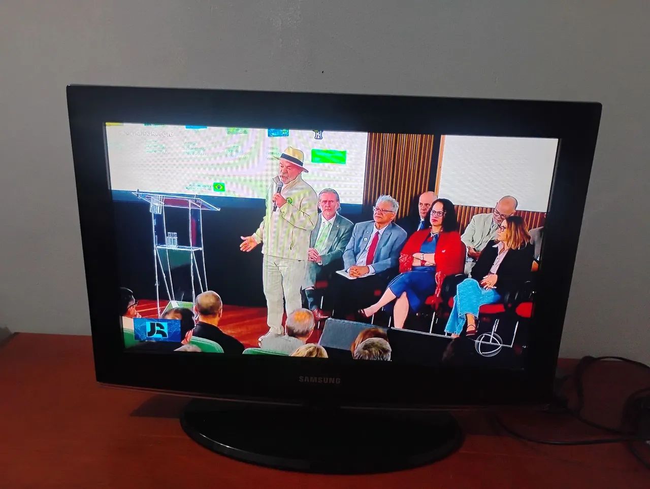 Televisão Samsung de 26 polegadas 