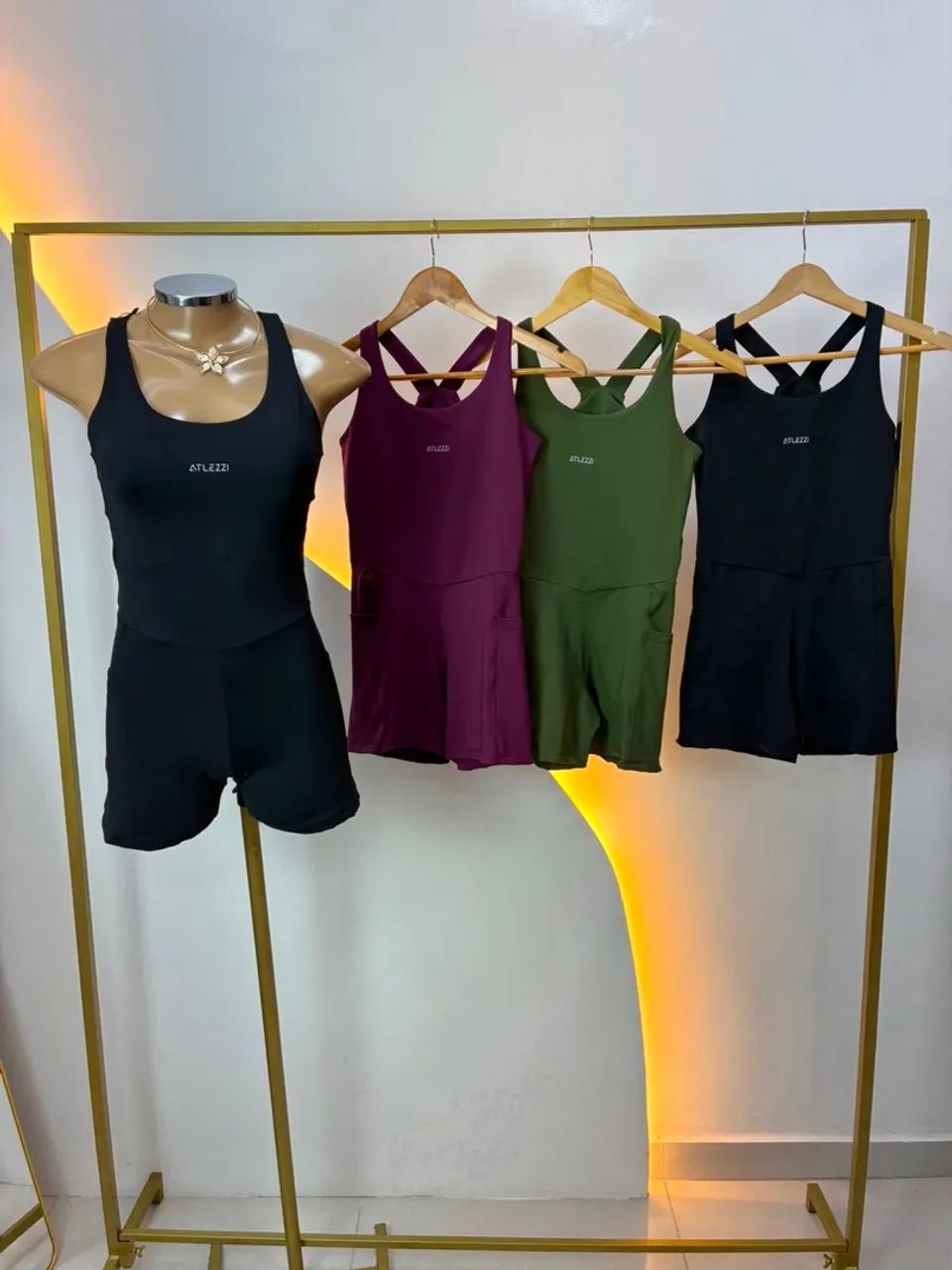 Roupas - Foto 2