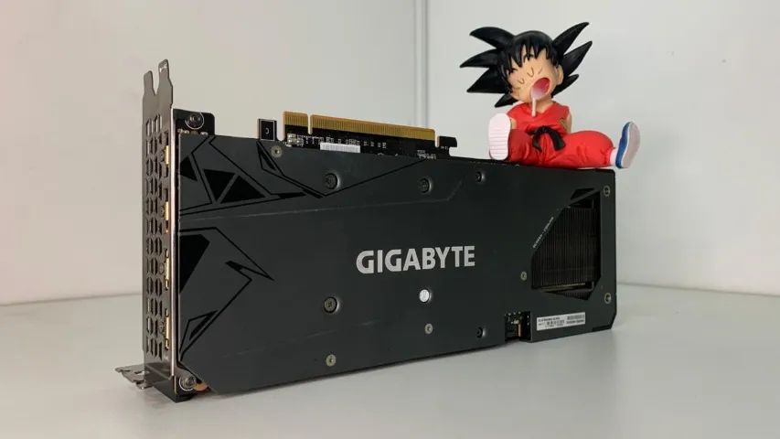 RX 7600 8GB GIGABYTE COM CAIXA - Foto 5