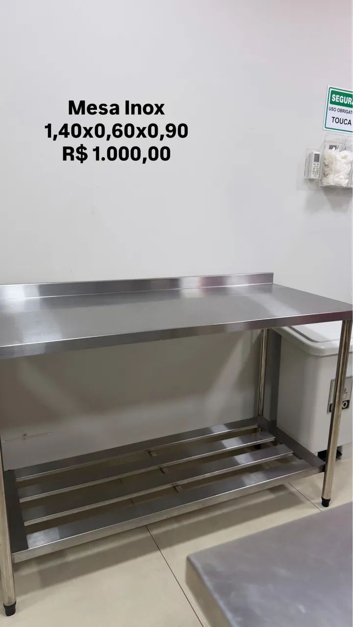 Mesas em Inox 