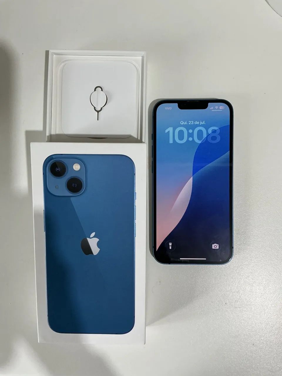 iPhone 13