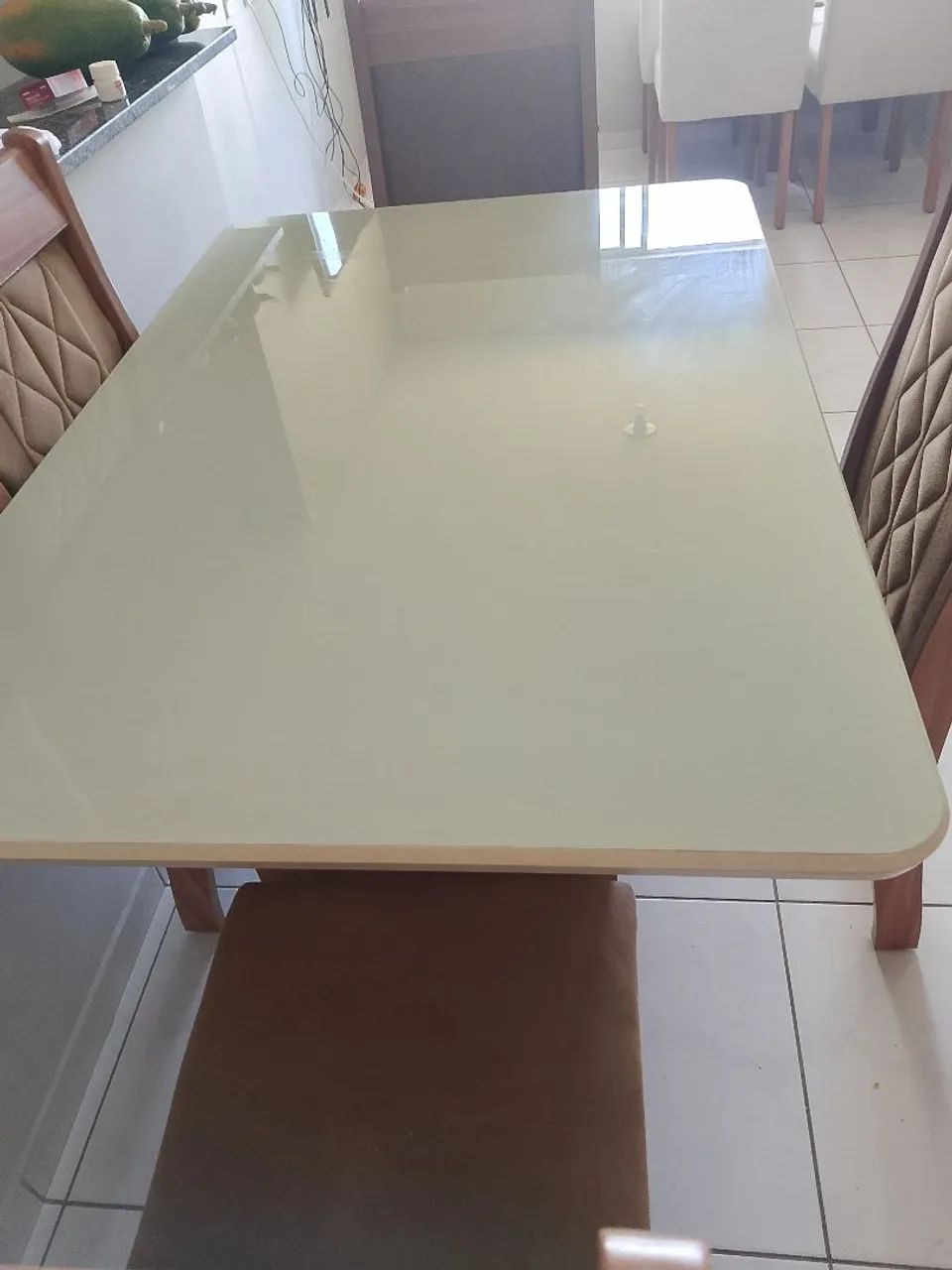 Vende-se mesa com 4 cadeiras  - Foto 3