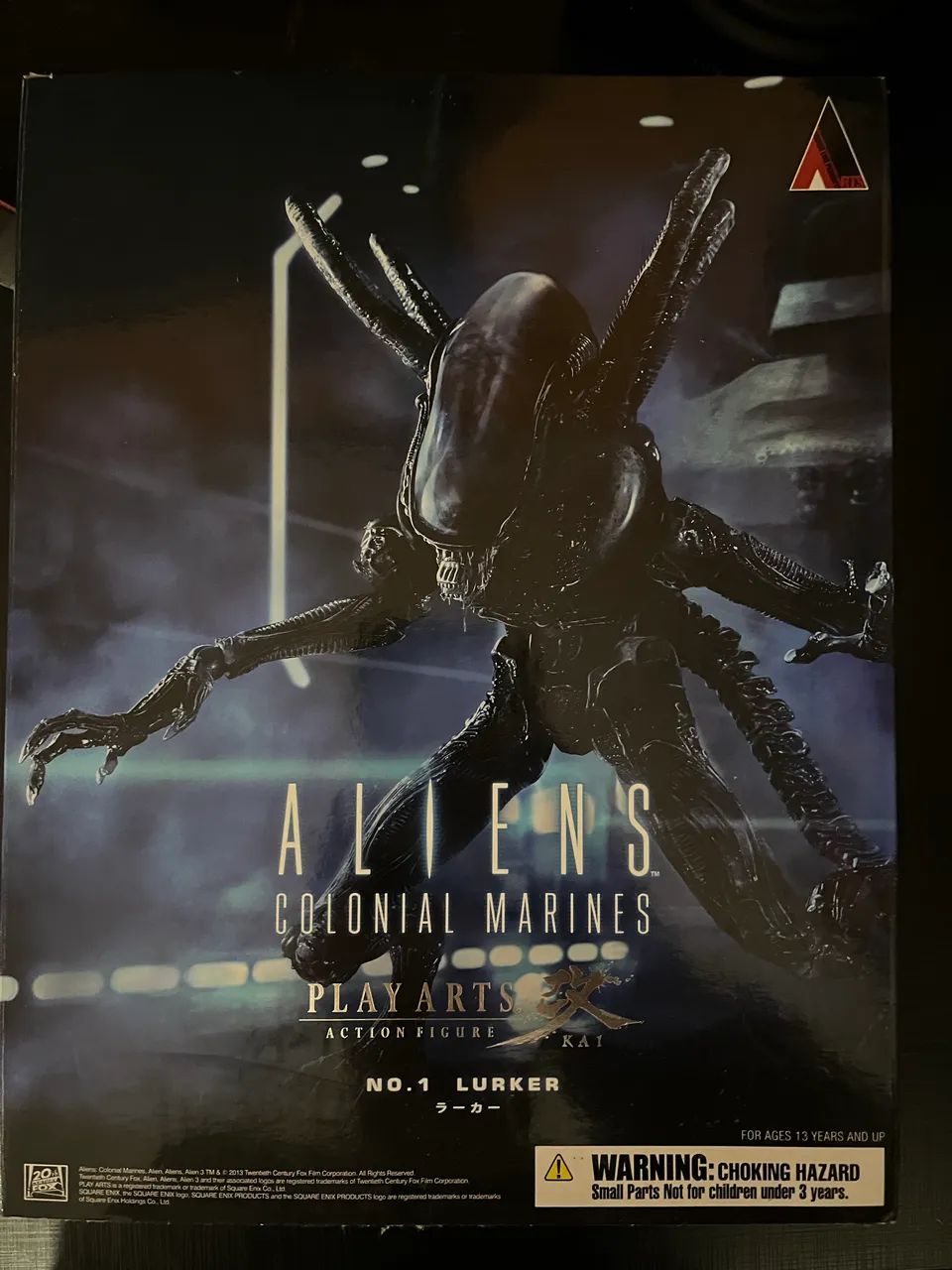 Alien Lurker Play Arts Kai Original (sem base acrílico original