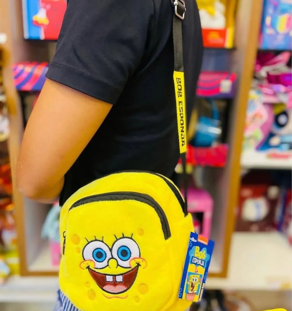 Vendo bolsa do bob esponja da cacau show nova 2 compartimentos - Foto 2