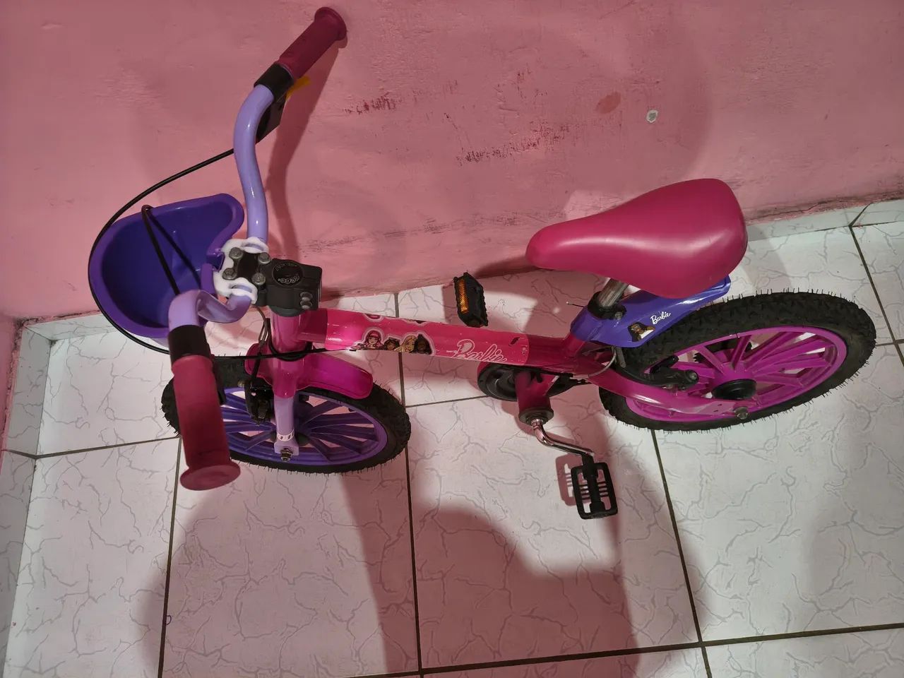 Bicicleta em ótimo estado. Usada poucas vezes.