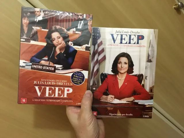 serie VEEP com Julia Louis-Dreyfus 1ª e 2ª temporadas - 2 box original