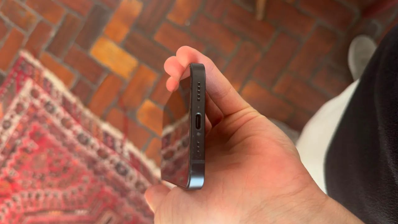 iPhone 16e - excelente estado - Foto 5