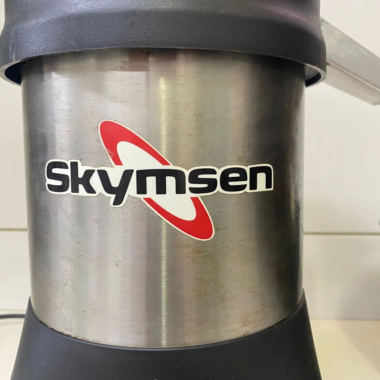 Extrator de suco SKYMSEN bivolt  - Foto 3