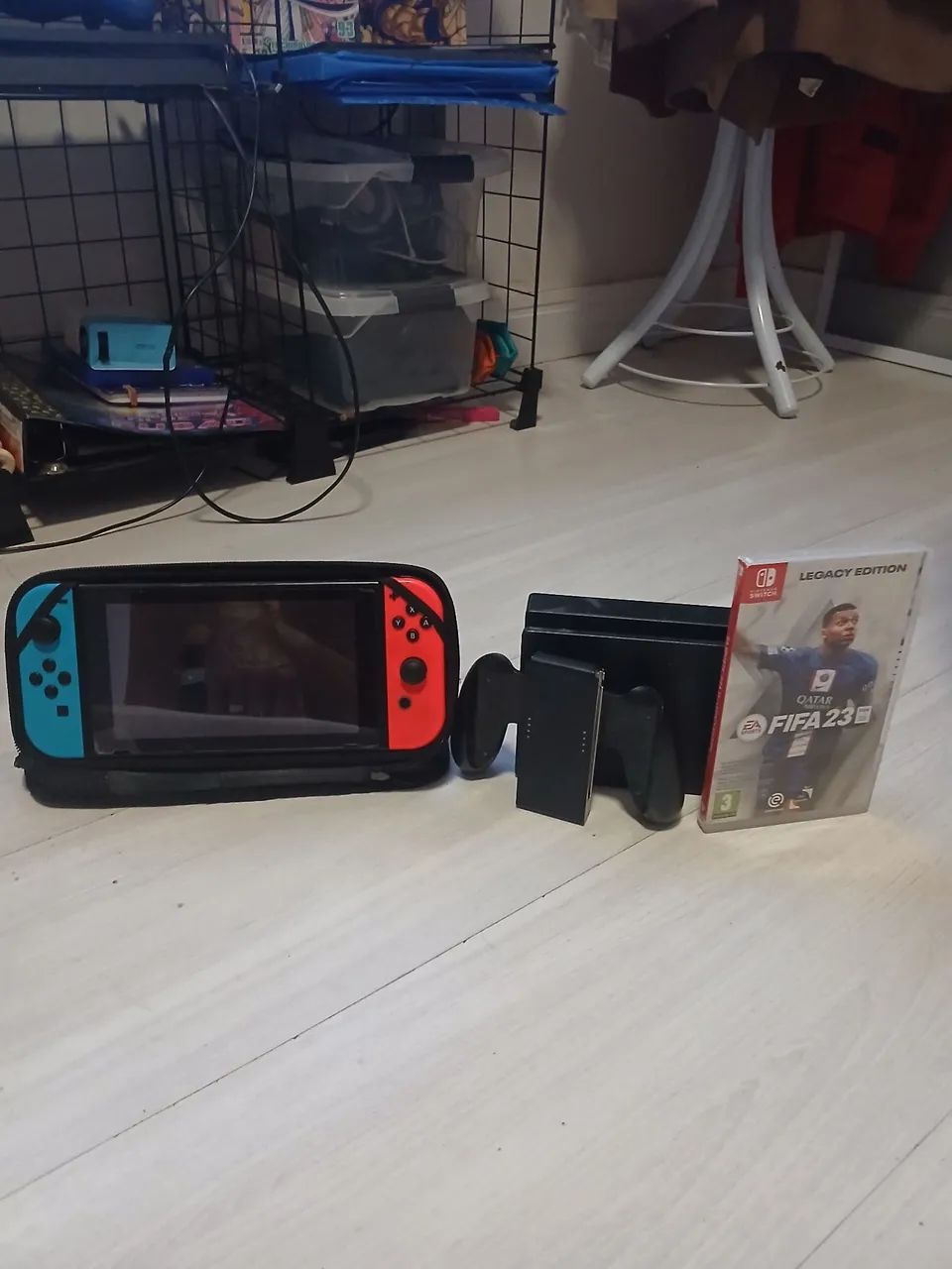Vendo Nintendo Switch e Play Station 4 - Foto 2