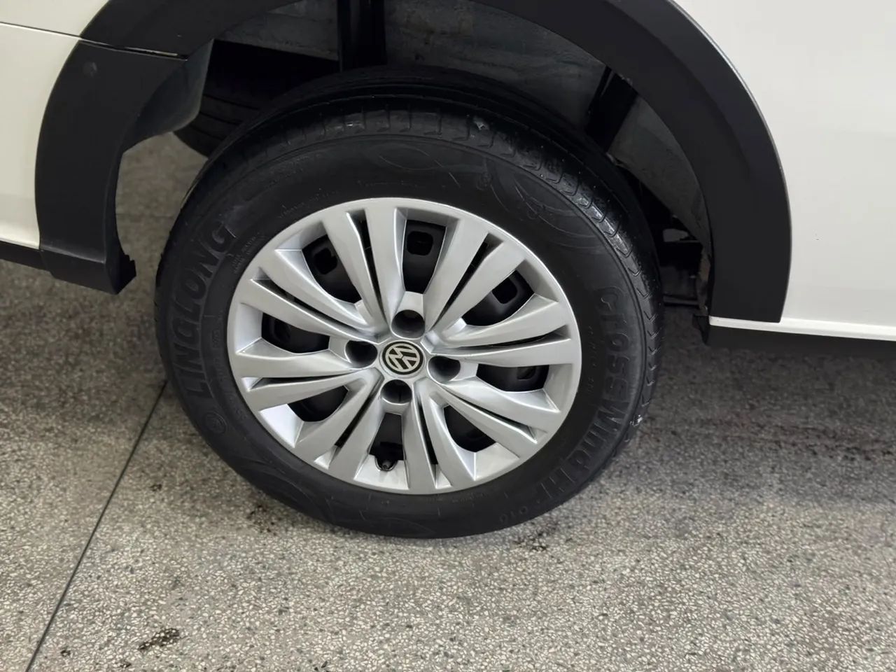 Volkswagen Saveiro Robust 1.6 Total Flex 8V CD 2019 - Foto 5