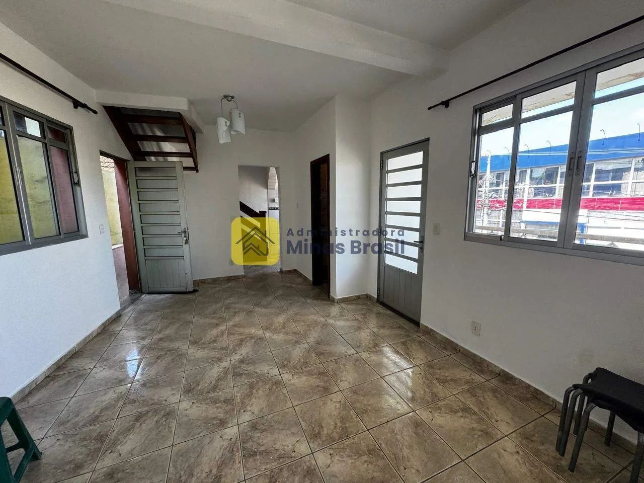 Excelente apartamento com 03 quartos e garagem - Foto 2