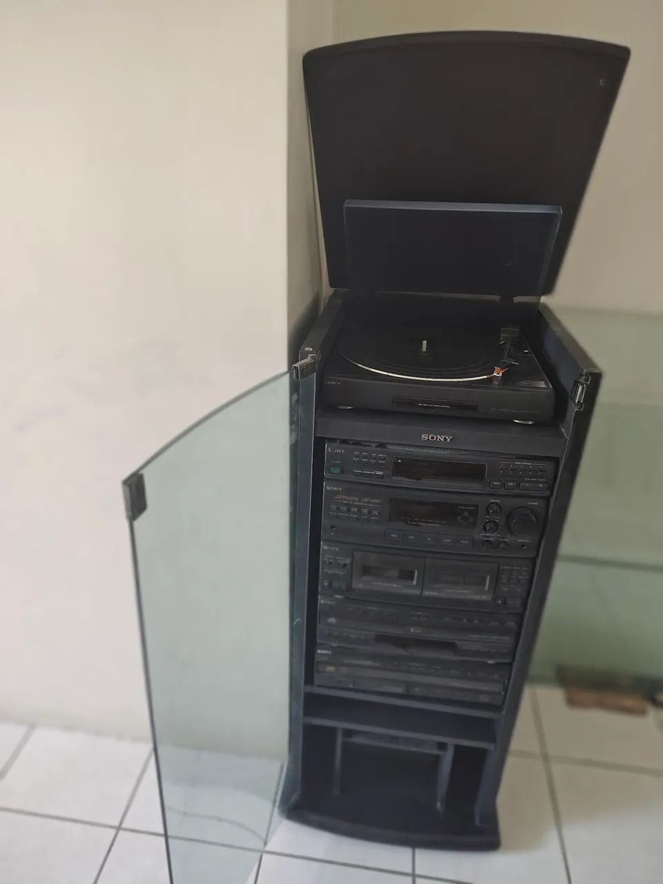 Som Sony 4 em um antigo