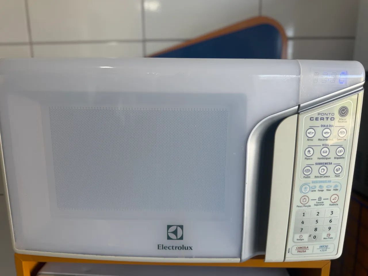 Microondas Electrolux 30 litros - Foto 2