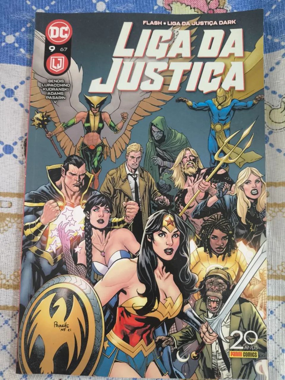 HQ liga da justiça dark e flash