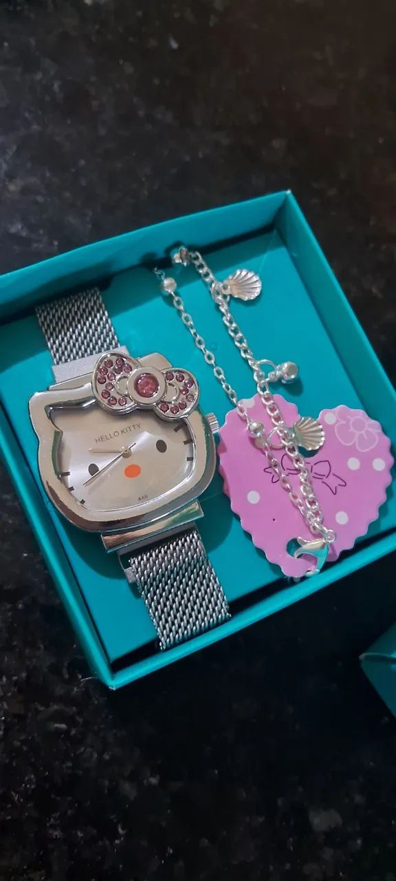 Relógio feminino Hello Kitty com pulseira  - Foto 3