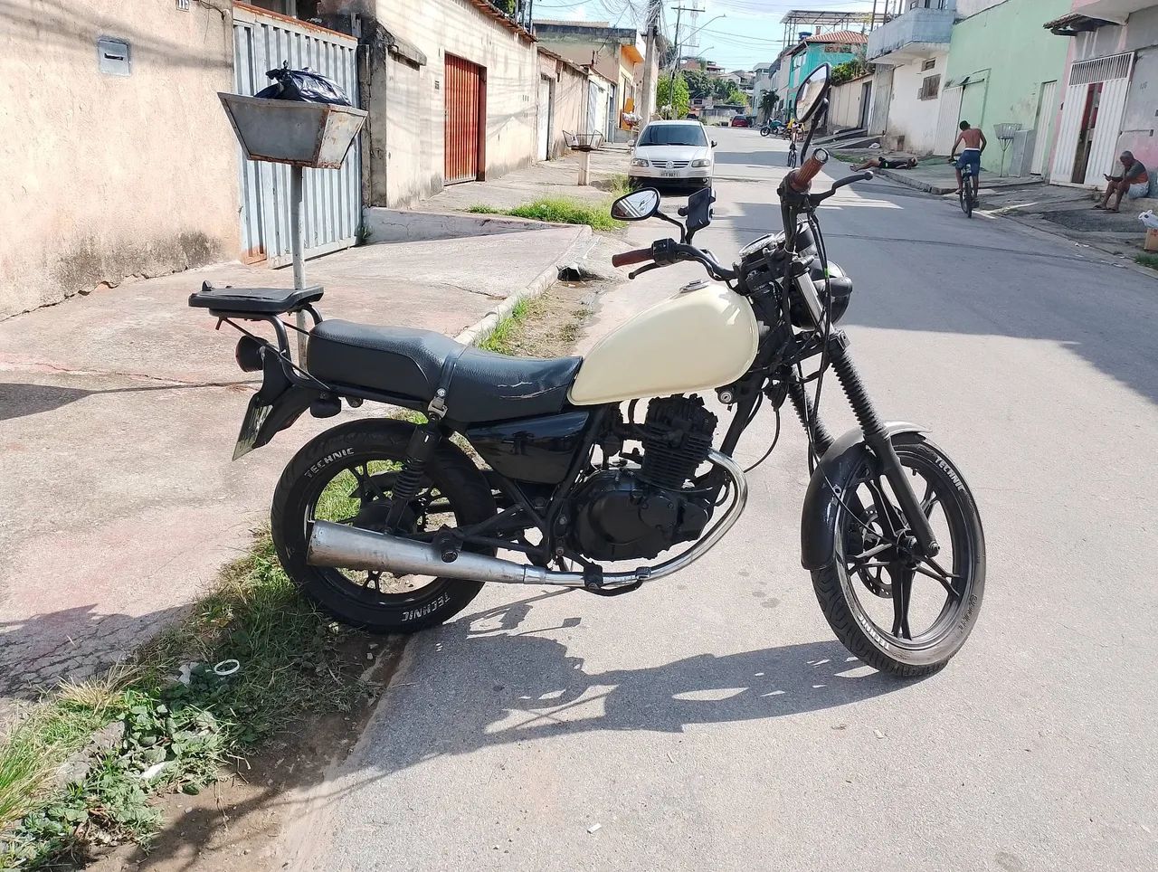 Intruder 125 - Foto 2