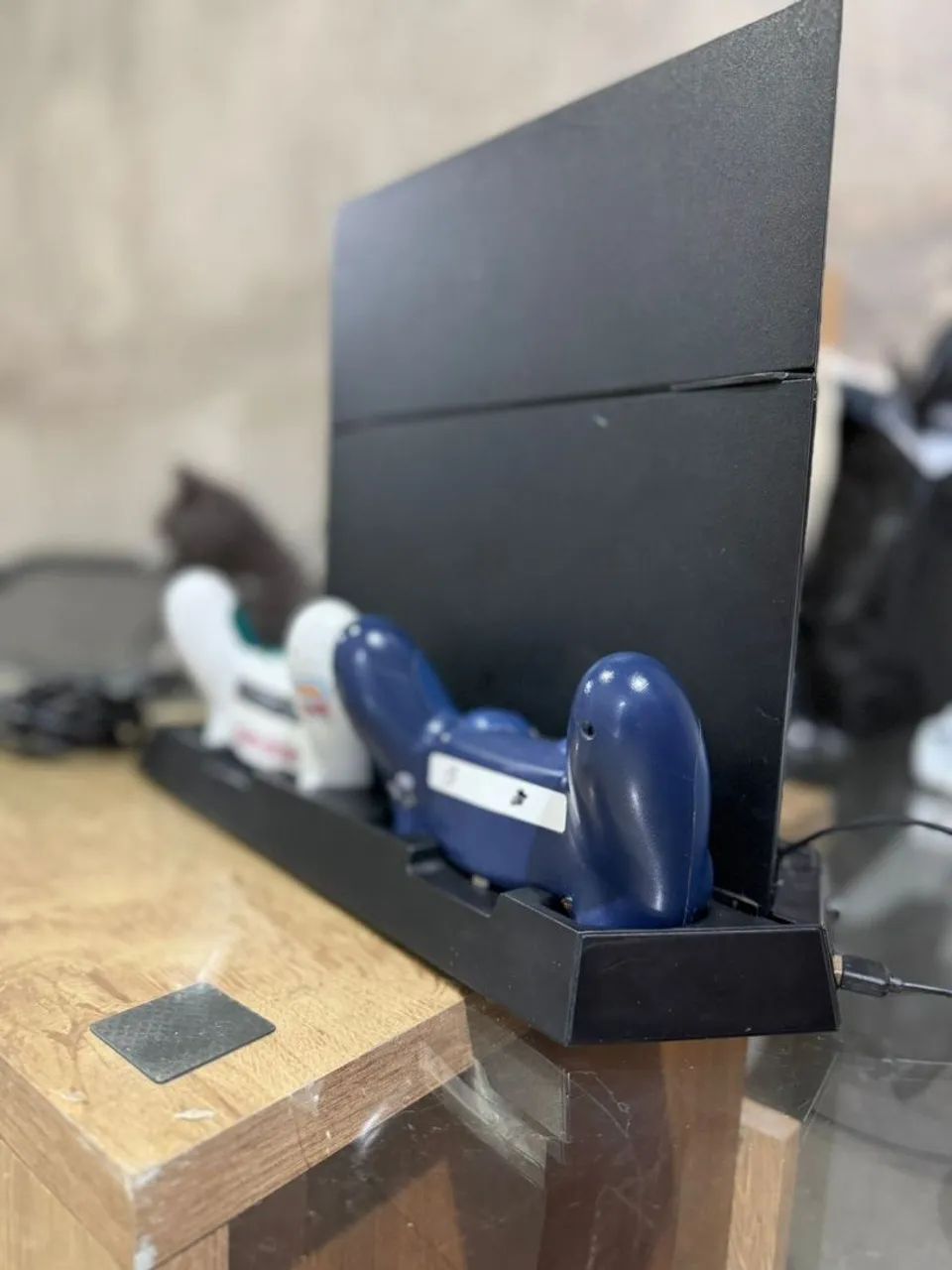 PS4 Slim, 500GB e 2 controles  - Foto 3
