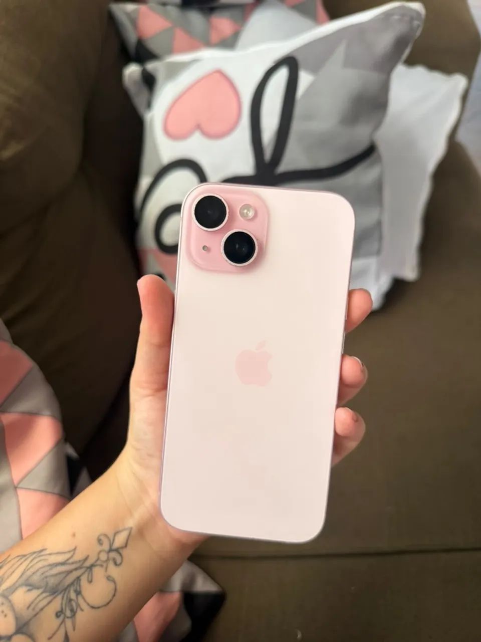 iPhone 15 