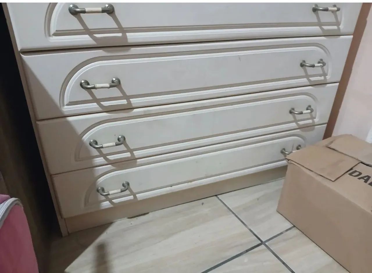 Cômoda grande 5 gavetas  - Foto 2