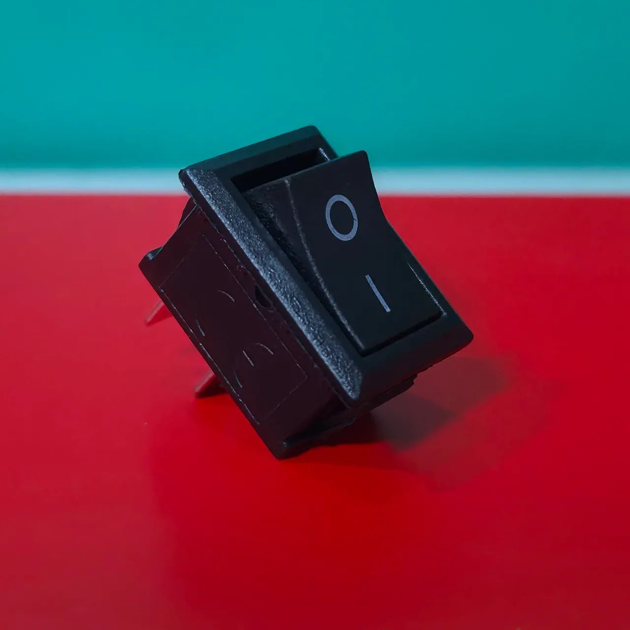 Interruptor Switch 2 pinos 10A retangular
