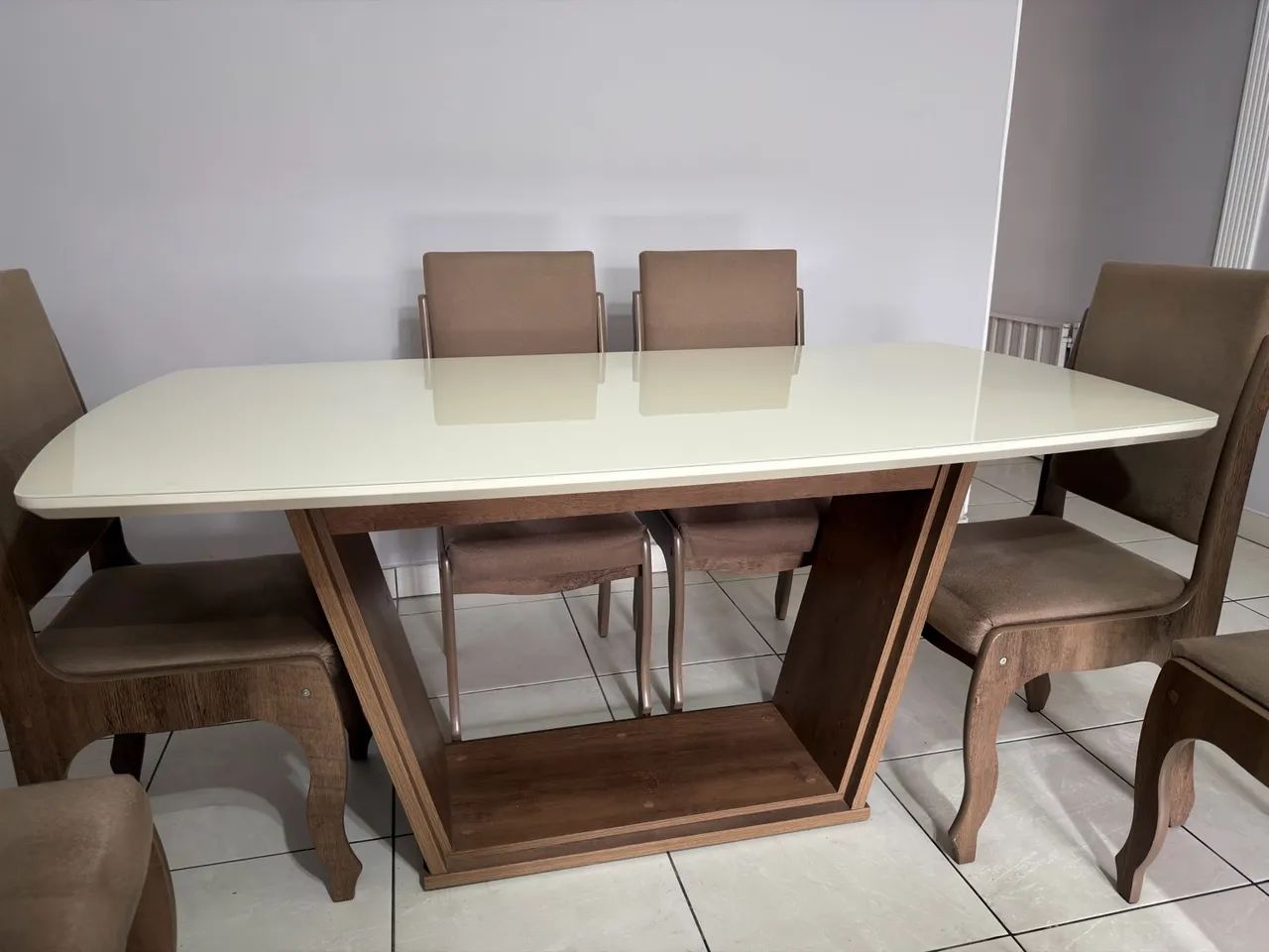 Mesa tampo de vidro com 6 cadeiras - Foto 5