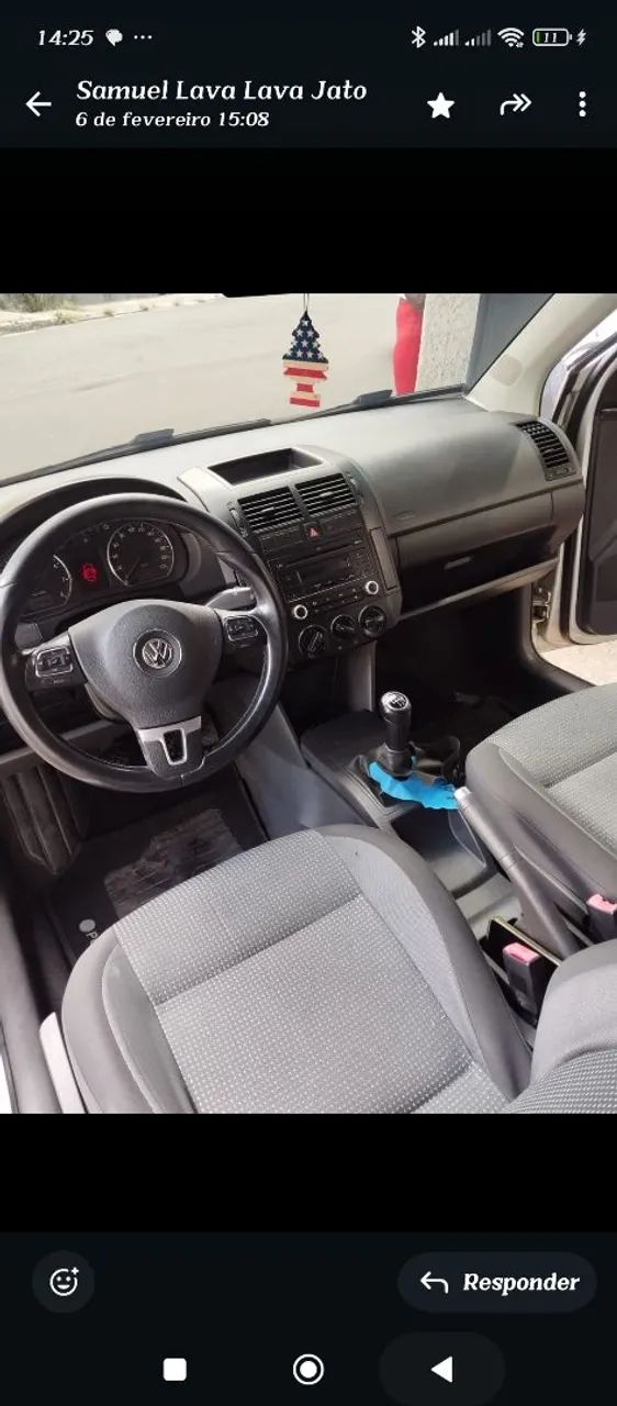 Volkswagen Polo Sedan 1.6 MI Total Flex 8V 4P 2013 - Foto 2