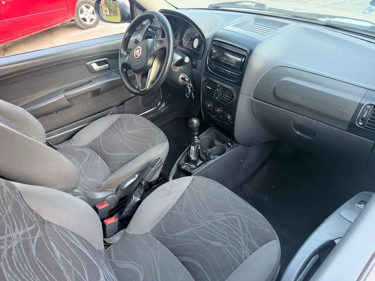 Fiat Strada Working Hard 1.4 Fire Flex 8V CD 2017 - Foto 2