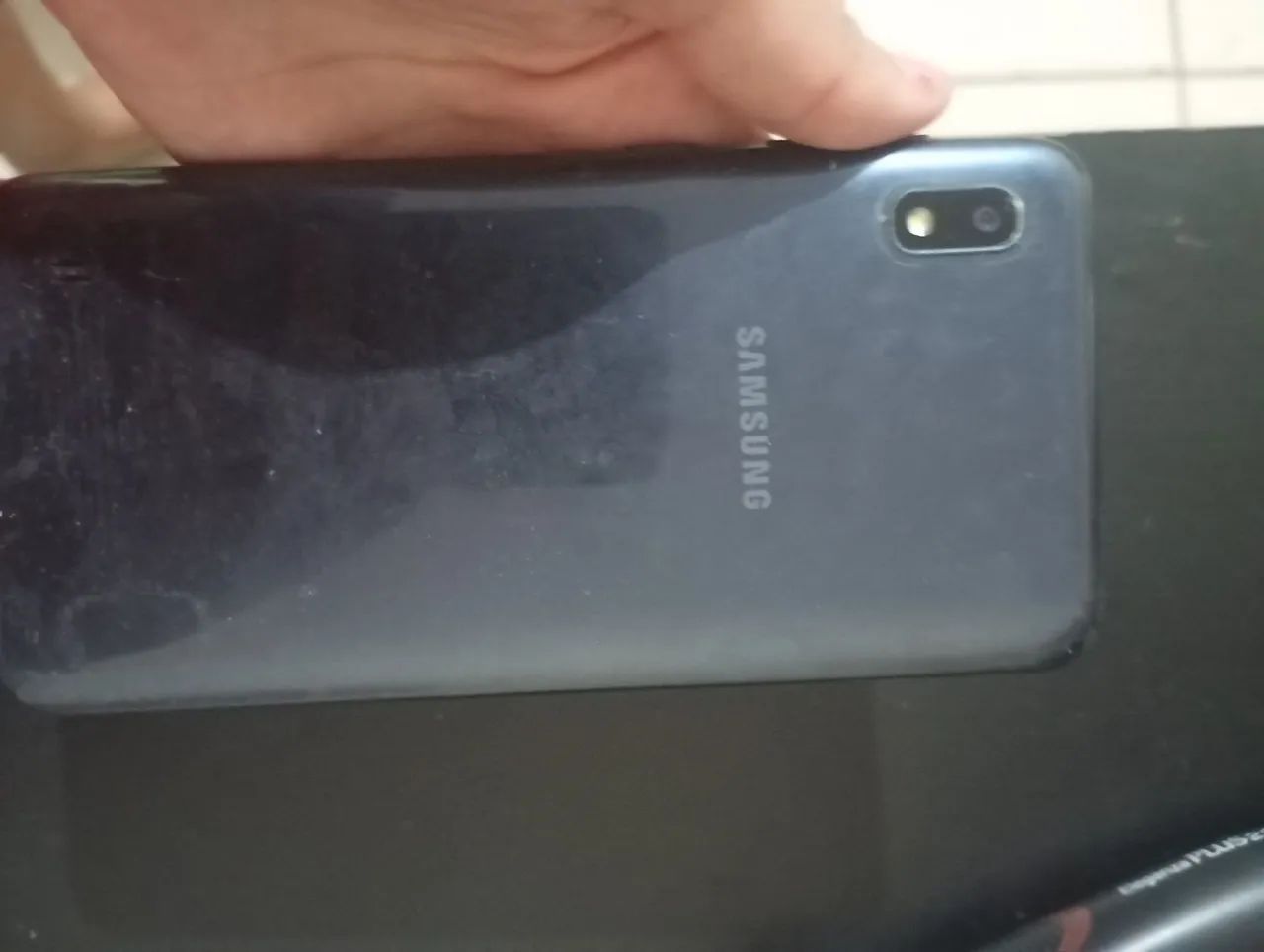 Vendo celular para trocar tela.