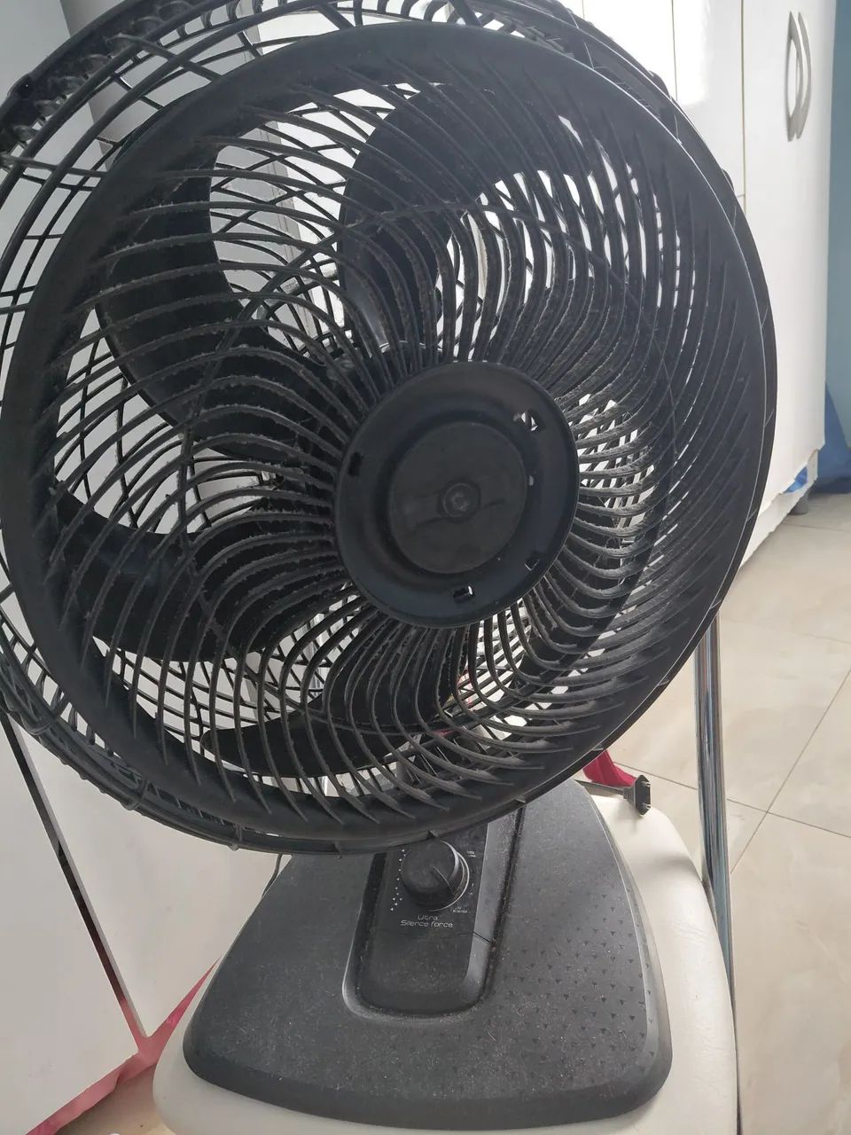 Ventilador Arno com defeito 