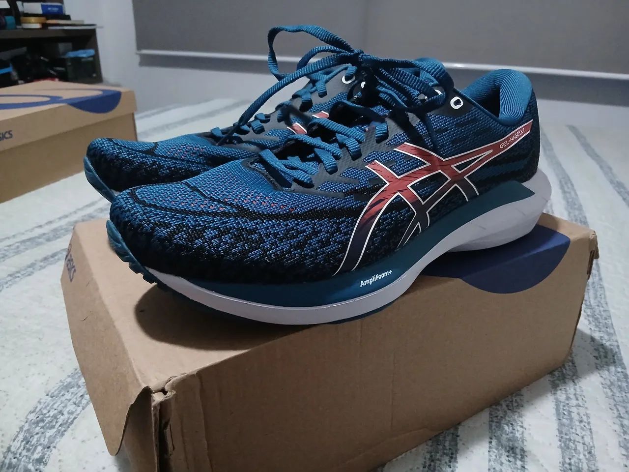 Tênis Asics 42