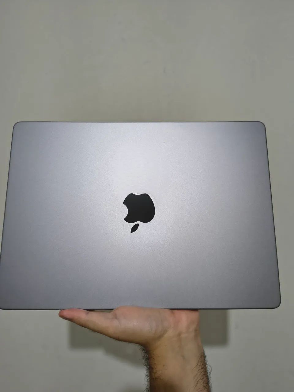 Macbook Pro 2021 M1 Pro 16GB / 512GB SSD 14 Pol - Foto 2