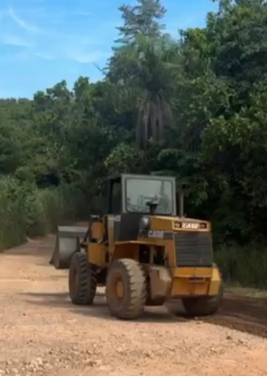 Pá carregadeira W20 CASE n cat Komatsu 924 wa200 New holand 