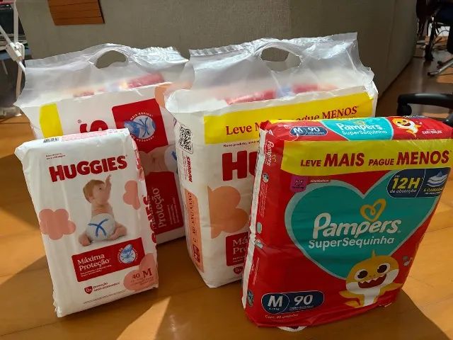 Fralda Huggies M 172 unidades - Foto 3