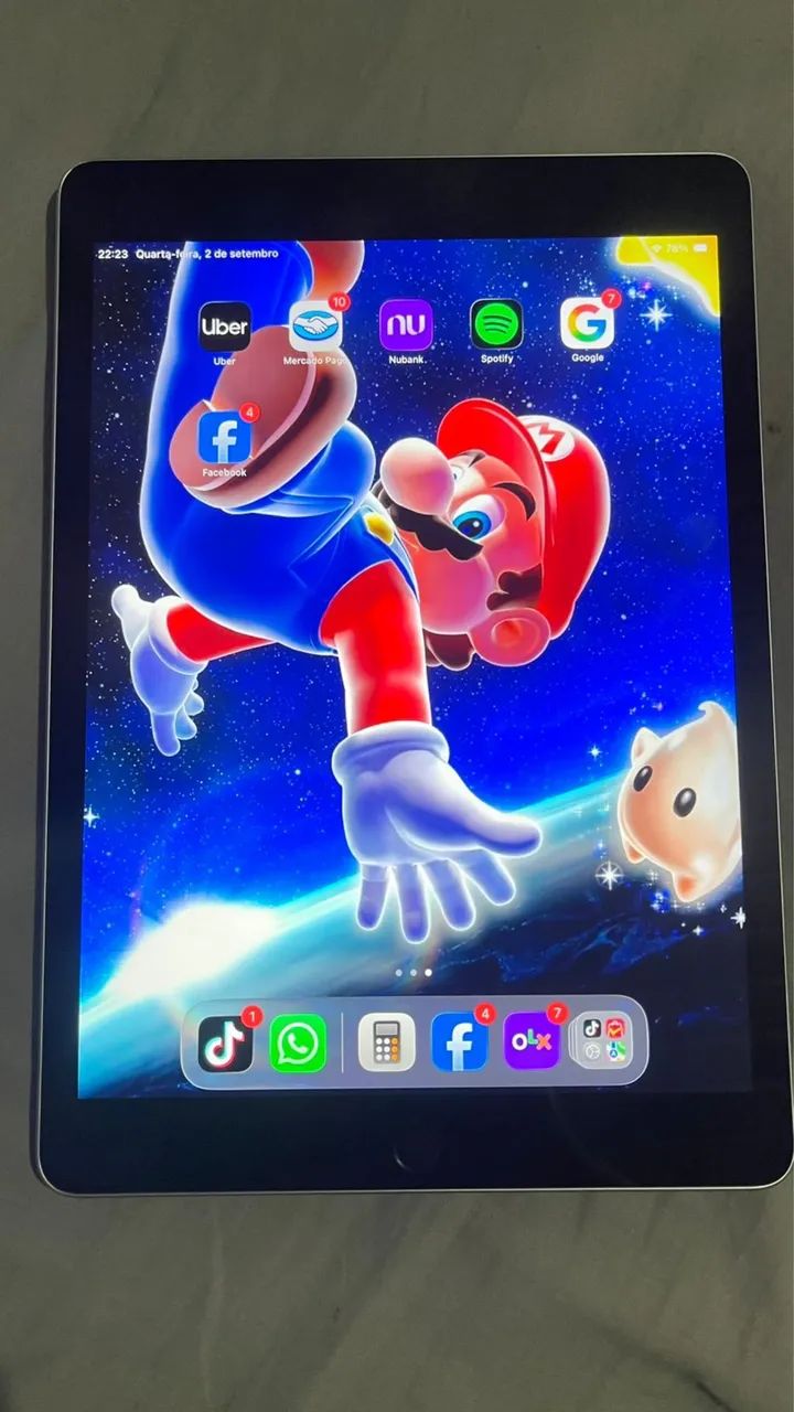 iPad 9 com caneta e caixa tudo original vender hoje