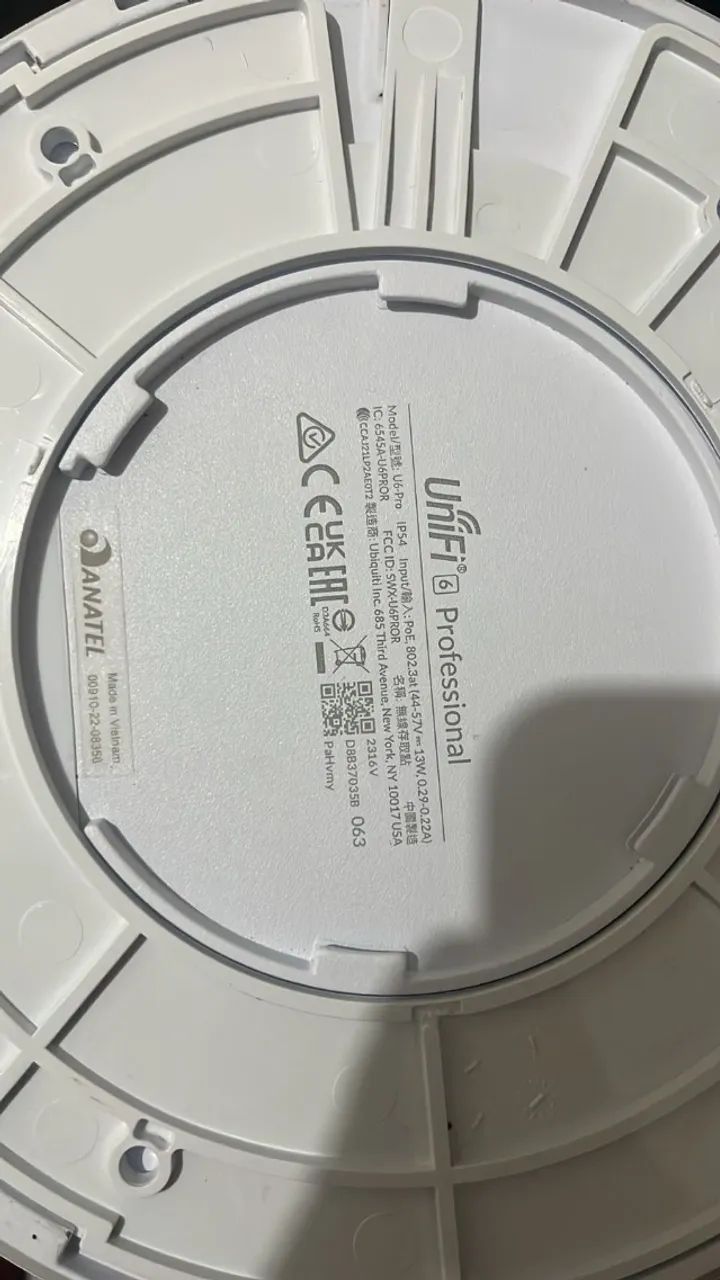 Point UniFi UAP-AC-PRO Professional - Foto 2